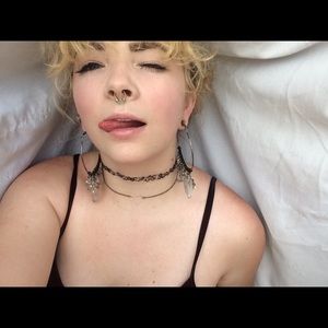 Meet your Posher, Dara